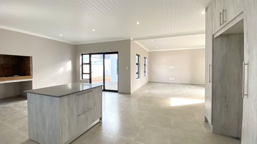 3 Bedroom Property for Sale in Atlantic Sands Private Estate Western Cape